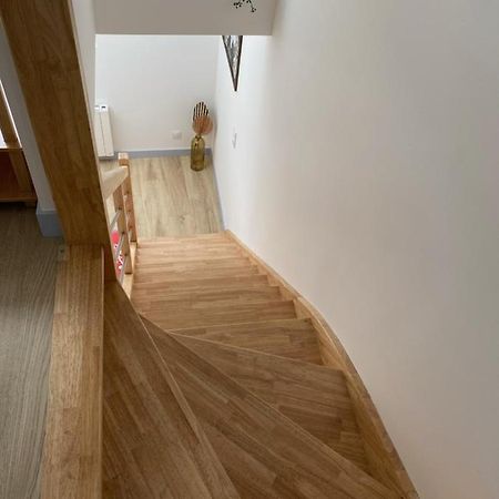 Gite Avec Chambre Mezzanine Pour 2 Pers Brehal Exterior photo