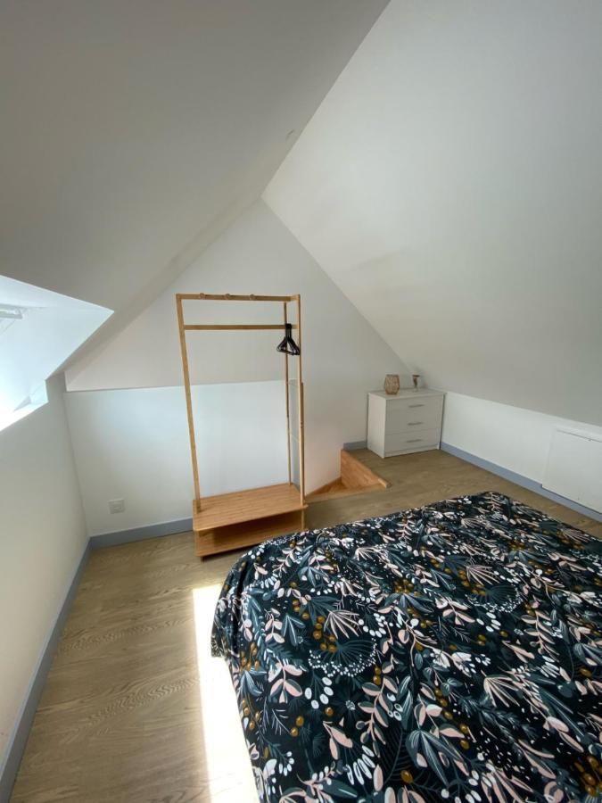 Gite Avec Chambre Mezzanine Pour 2 Pers Brehal Exterior photo